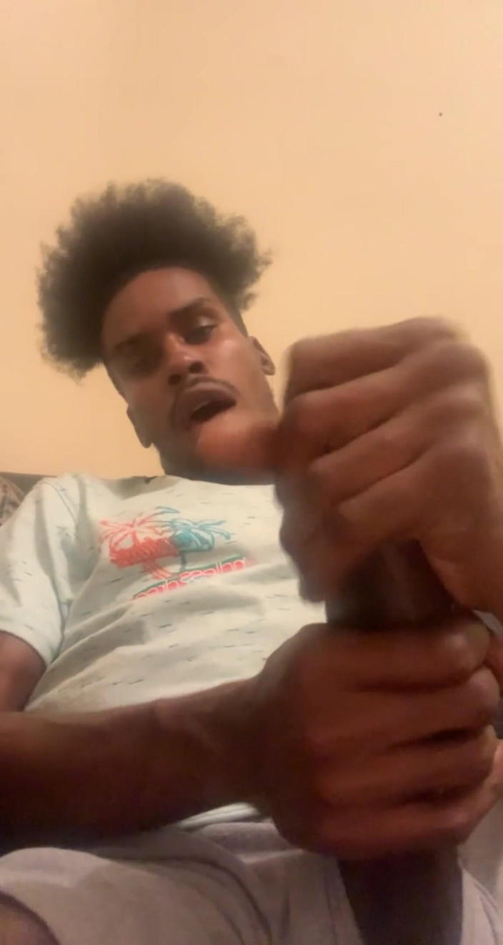Prettyboy J: 2 handed jerk off