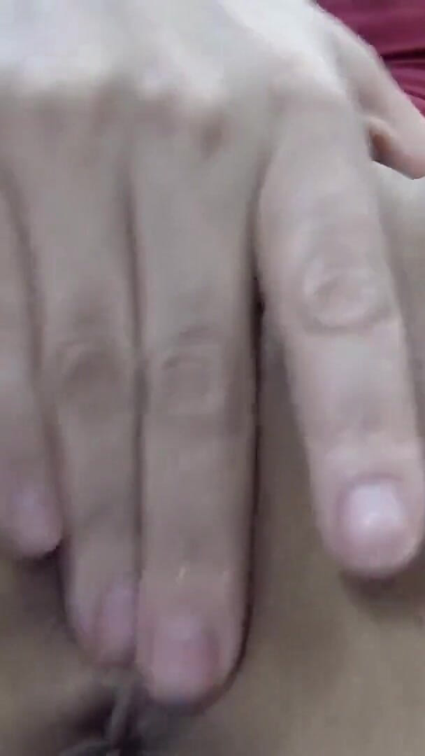 KristinaSlut: Fingering and Gaping My Wet Pussy