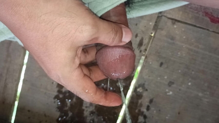 Renata Himalaya: Quente pau grande se masturba em público até gozar