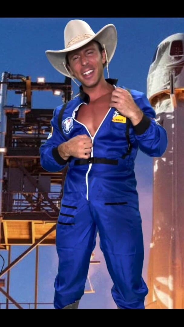 Reese Rideout: La tuta spaziale si sega
