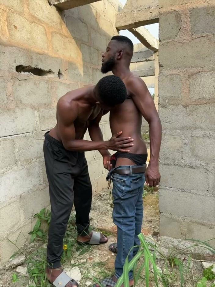 Darkskin_guy: The Construction Worker Had a Hard on