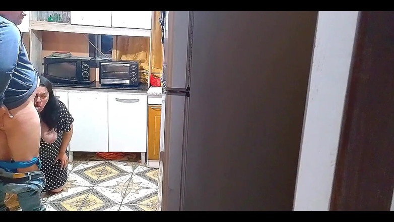 BBW Kelly Mom: 罪恶的厨房：妻子和她的情人