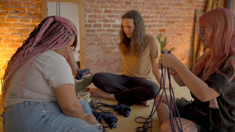 AltPorn4U: Bts Karada Play