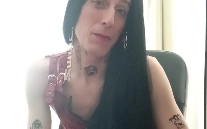 Penelopene27: Crossdresser Exhibicionista