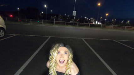 The Midnight Minx: Minxys midnight skate