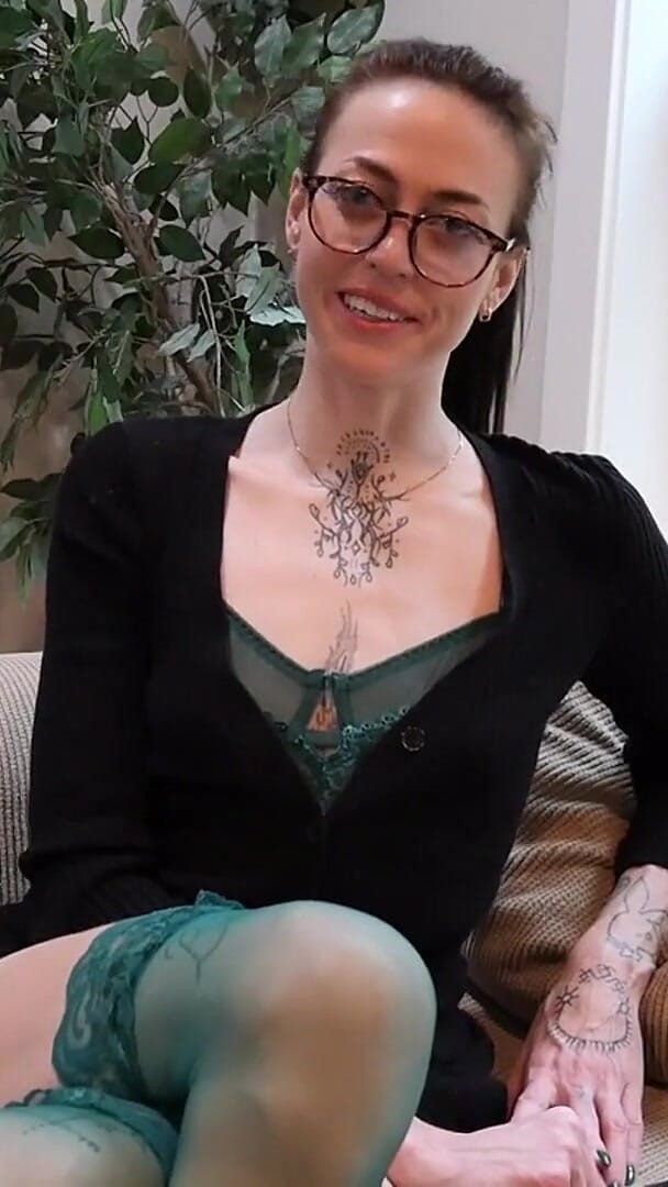Welcome to Miss Nina's Beta Male Therapy & Research Program (Nina Paradisa)