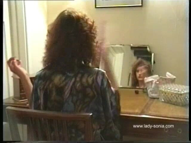 Lady Sonia: Cheveux et maquillage