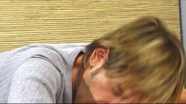 SEXUAL SIN GAY: Ragazzi del quartiere. Scena 3 il gay latino si diverte a...