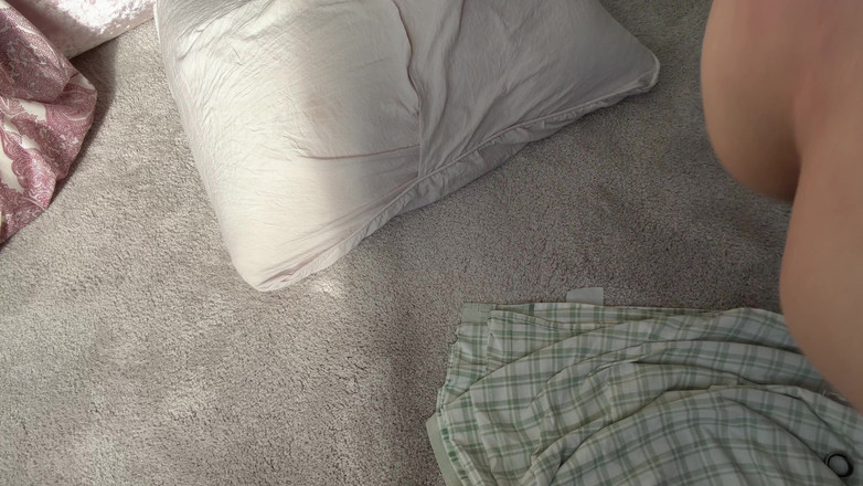 Ms_Emmy_Lynn: Masturbación aliento titty jugar a auto follada en primer plano