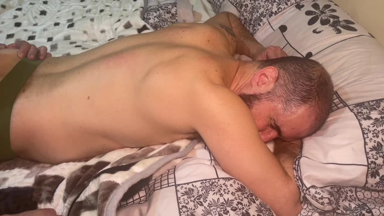 Monster Dick Hunters: Suffering to Get 27cm Inside