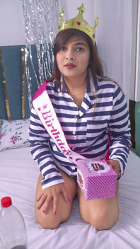 誕生日セックス - ティーンの義理の妹が義兄からのサプライズプレゼントの後、彼女のアソコを犯される。