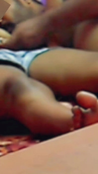 Desi tamilská baculatá manželka Lux Prstění prsou od Renu paroháč manžílek doma! Indický sex