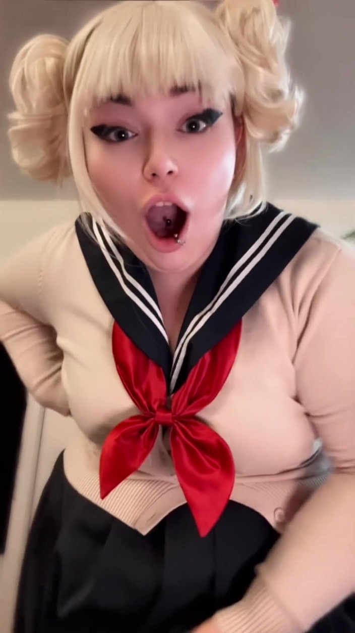 LexxiBakk: Used by the Futa Cosplayer