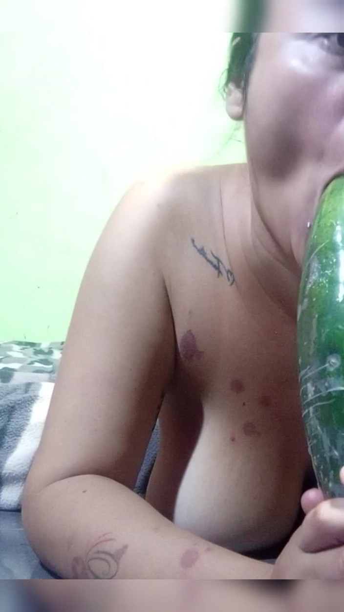 Perlasofia: Masturbuji sama