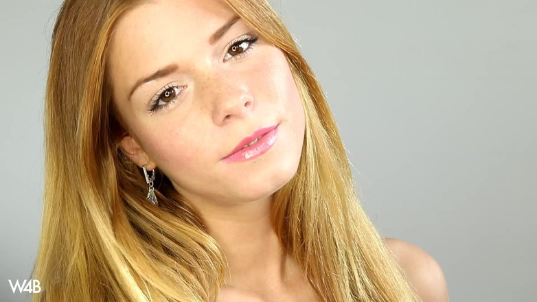 Watch4beauty: Introducing Chrissy