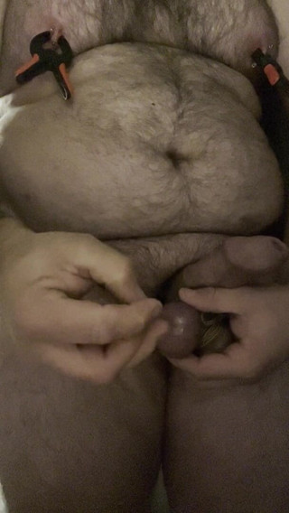 Shaun Cbt: Bondage testículo con juego piercing y eyaculación