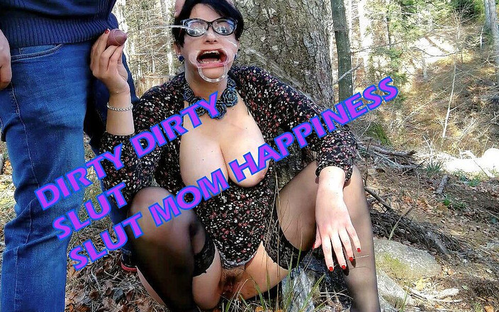 Toilet Mommy: 张开嘴堵嘴帮助手