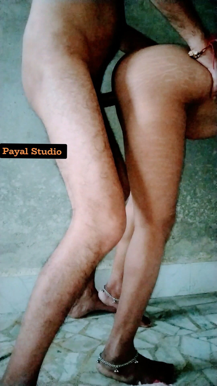 Payal fantsey zone: 欲求不満なデシの妻と立って中に射精するまでセックス