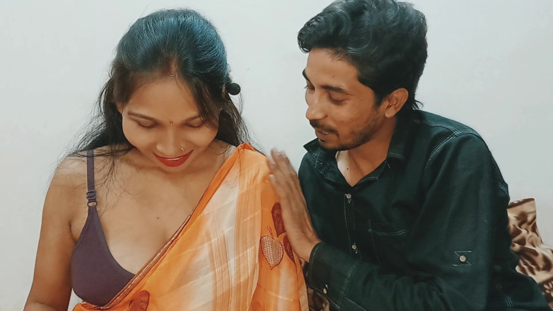 Kavend91: Desi la vicina incinta bhabhi