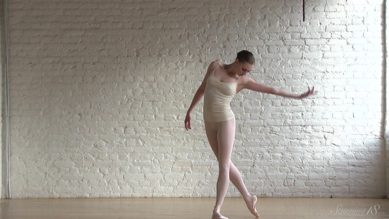 Stunning18: Workdays of a Ballerina