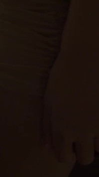 Touha vyzařuje z každého centimetru jejího těla -část 1