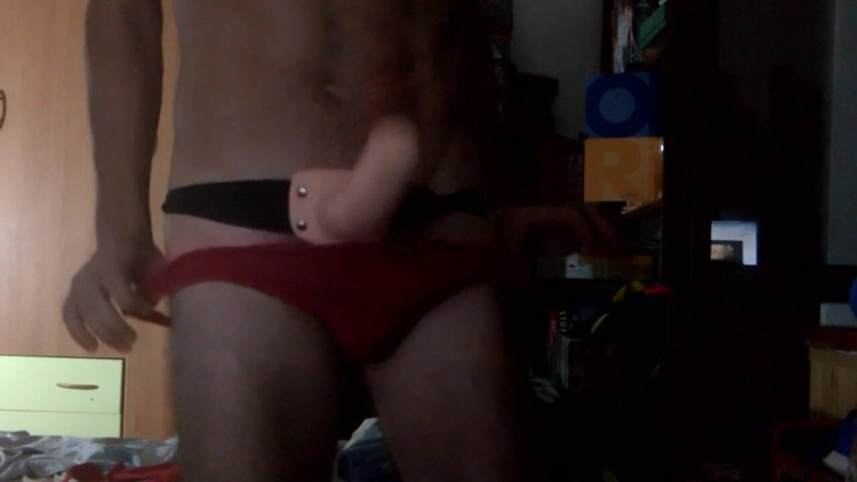 ceien: 非常に良いクイックストリップショー