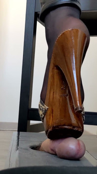 (679) Cock Table: Shoejobs and Cum on Shoes Compilation #02 - Dame Olga (4k)