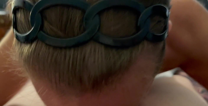 Sweet Marie: Vinerea fericită!! Sper să vă bucurați și să aibă o zi...