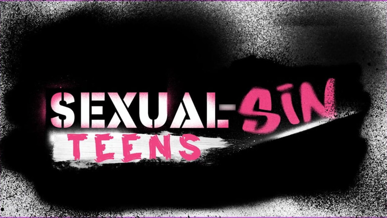 SEXUAL SIN TEENS: Büyük memeli güzel Kanadalı esmer masaj masasında bir adamla sikişiyor
