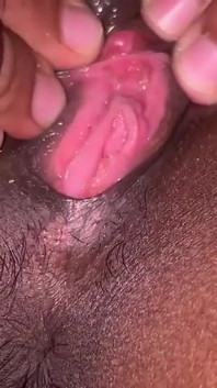 A buceta de Shivani Bhabhi cheia de água
