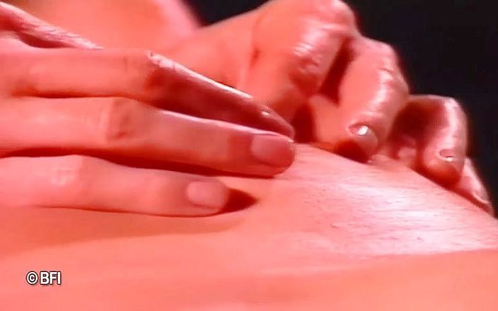Hardcore Lovers: Sinnliche erotische massage für ihren liebhaber