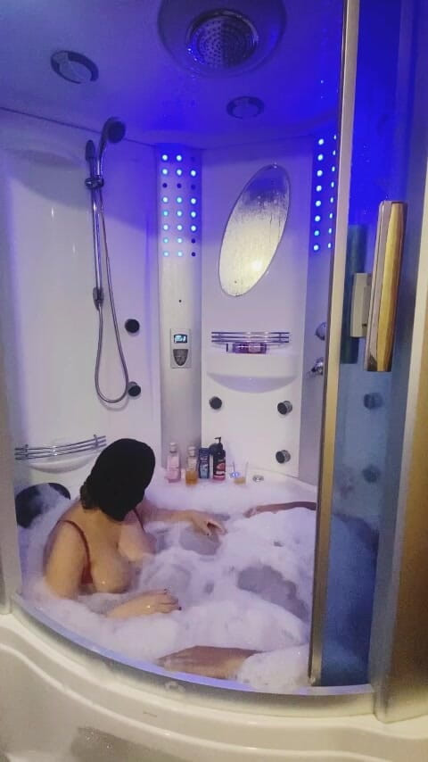 Six my and wife: Arabischer spaß in der dusche