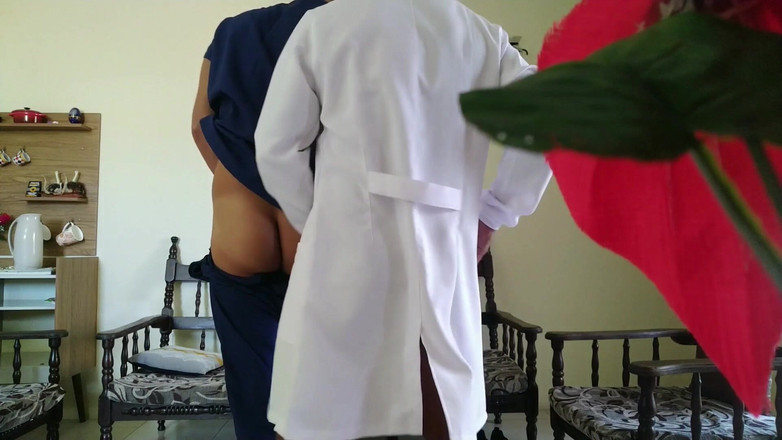 MiguellTrajano: Ладно, доктор, теперь ты можешь кончить мне в задницу — часть 3