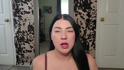 Julia Ryan: Succhiare il mio piccolo come una zecca