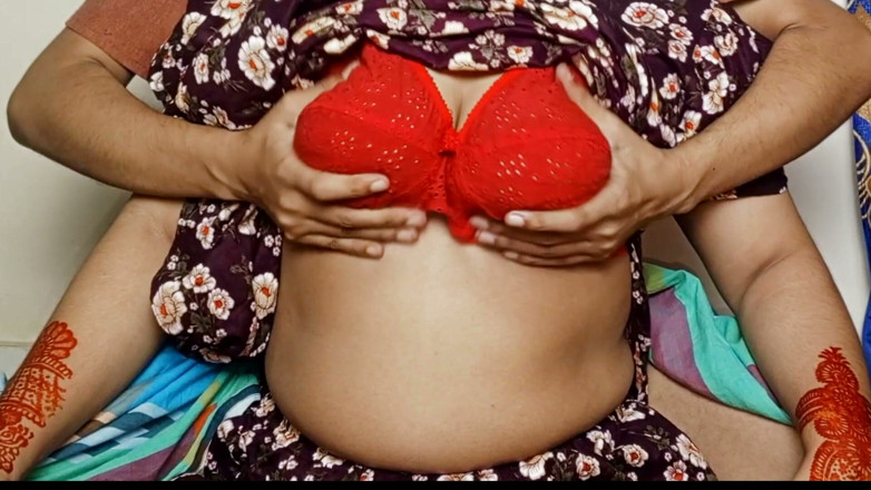 Nadiyabd: I Squeezed Nadiya's Milk While Doing a Story - Hot Bangladeshi...