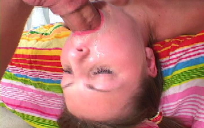 Nikky Thorne's Teen Club: Video de casting único de una primera vez rusa - Bic_262