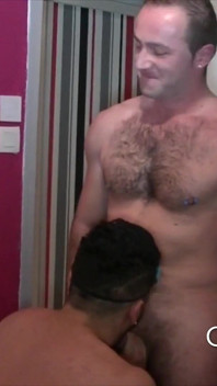 2115 Young Arab Fucked Raw by Mature Bpu