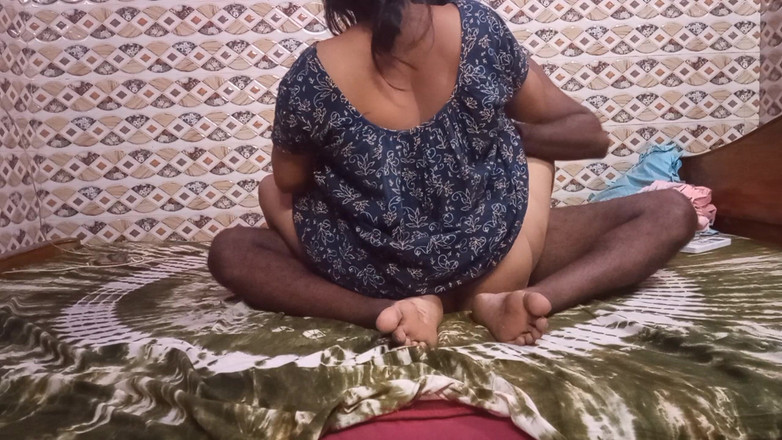 Raja puja: Devar 바람피는 와이프와 섹스하는 인도 섹시 바비 (힌디어 및 벵골어 오디오) 다음 파트.