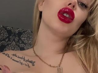 Goddess Misha Goldy: Nahrávání mých nových #smoking #lipstickfetish klipů pro milovníky mých závislých rtů! Slintat