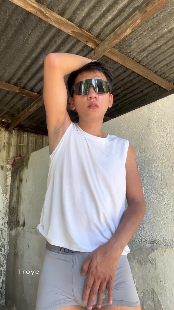 Troye_AsianPinoy: Smooth Asian Boy with Huge Veiny Cock