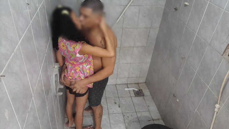Bebes vagabundas: Stepdaughter with a Beautiful and Large Butt Thanks Her Stepdad...