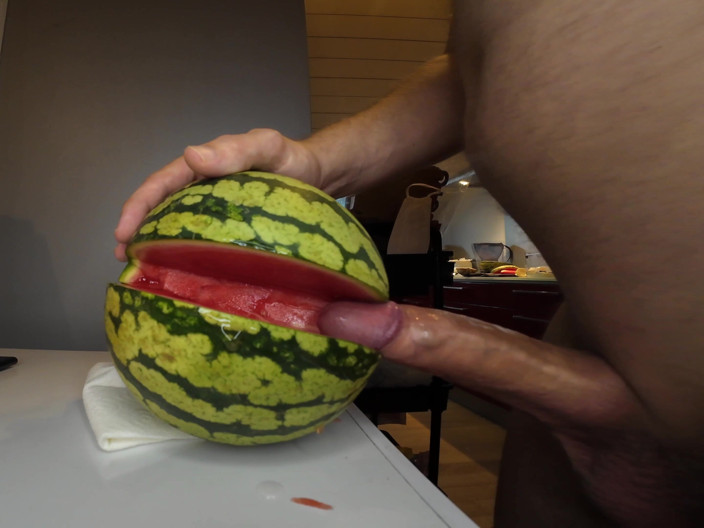 69KinkyCouple: My Way of Beeing a Vegan. Jebanie arbuz