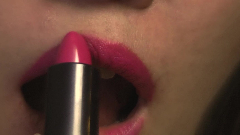 Evangelines Fetish: Ruj roz și instrucțiuni de masturbare