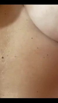Ein bisschen analsex, um deinen tag zu beginnen, richtig, ich liebe es in meinem arsch! Ich hoffe, sie mögen es, bitte ein bisschen