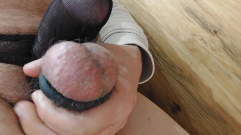 Mento: Jugar con la polla y el semen