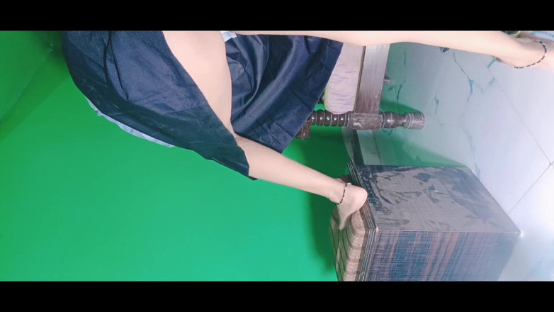 Beatricee: 18 साल की भारतीय देसी गांव की लड़की कुंवारी तंग चूत पहली बार चुदाई xxxx वीडियो