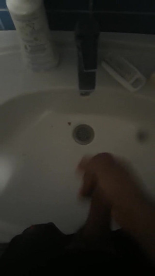 SingerMask: Sacudidas en el lavabo del baño