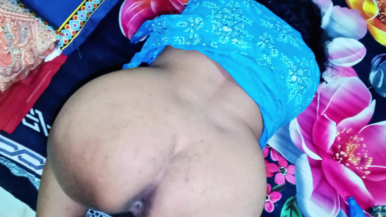 taslima81: Desi devar bhabhi heißer romantischer moment im dorf, dicker arsch,...