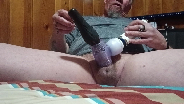 Cum dz nutx: Nuevo vibrador de polla y bomba de coño