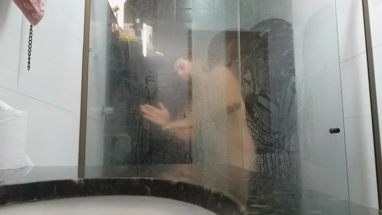 Marcosninfo: I Took a Shower and Rubbed Soap on My Flaccid...